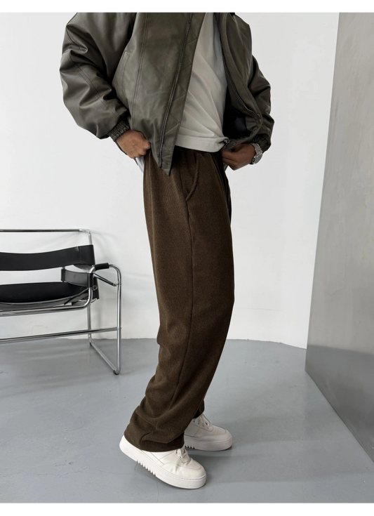 Heavyweight Textured Trouser Brown